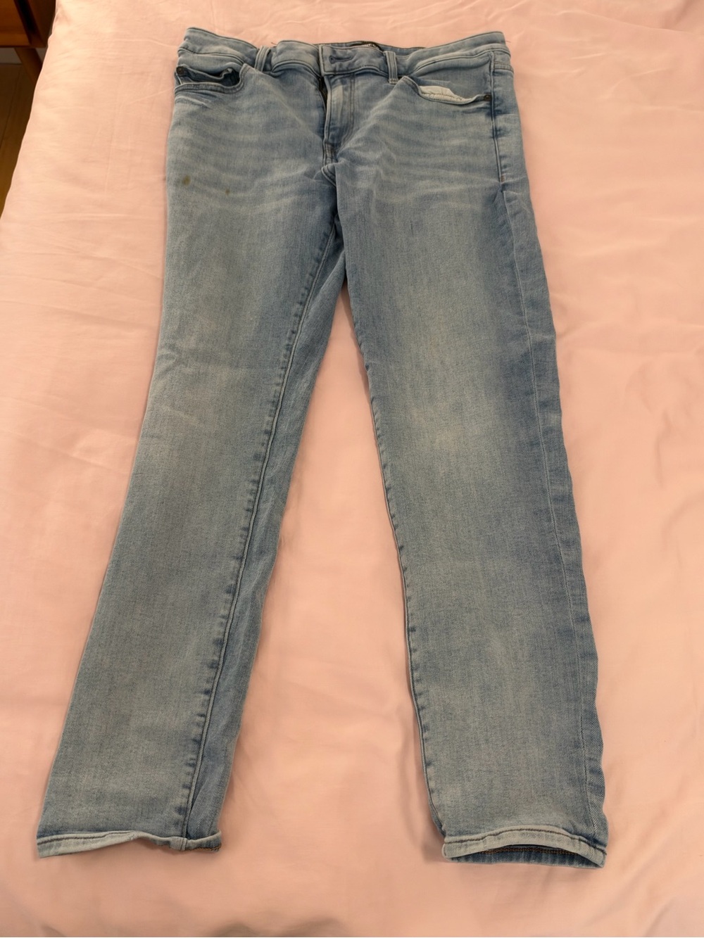 Express Men’s Faded Light Wash Skinny Jeans